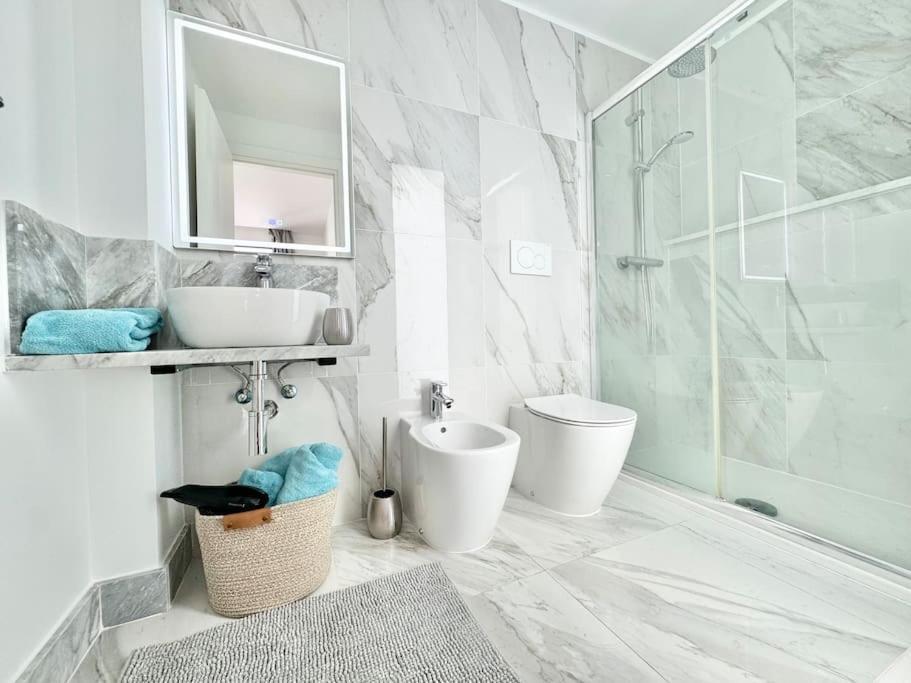 Welcome To Villa Bali A Luxurious Modern Getaway Los Cristianos  Luaran gambar